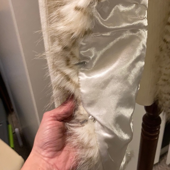 Faux Fur lined sweater . - Picture 2 of 3